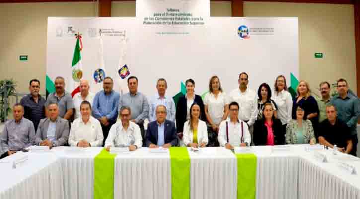 Acuerdan estrategias para fortalecer la educación superior en BCS