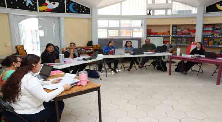 Organiza SEP ofertas académicas para la formación profesional de docentes en BCS
