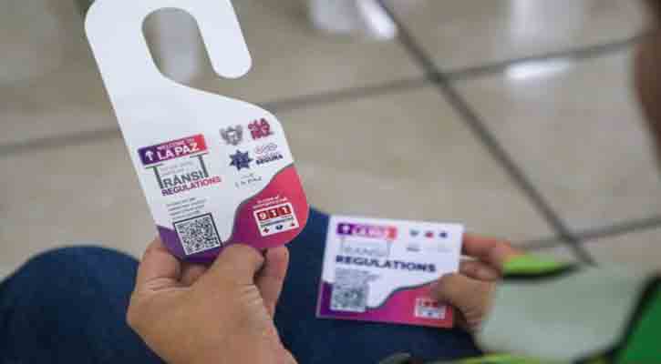 Continúa la entrega de tarjetones viales a las arrendadoras de vehículos en La Paz
