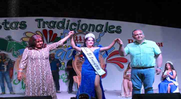 Coronan a Alexa I como Reina de las Fiestas Tradicionales El Sauzal 2025