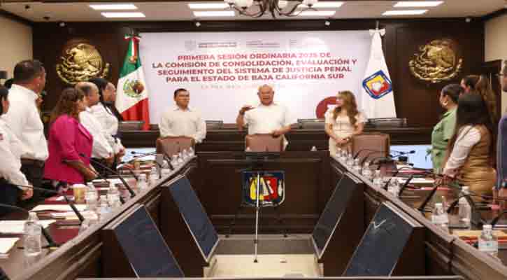 Presidió Víctor Castro sesión de la Comisión de Consolidación, Evaluación y Seguimiento del Sistema de Justicia Penal