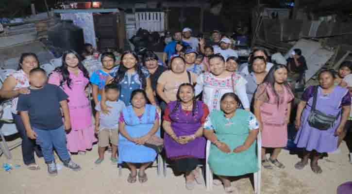 Vendedoras ambulantes de la Marina de CSL agradecen apoyo del Ayuntamiento de Los Cabos Vendedoras ambulantes de la Marina de CSL agradecen apoyo del Ayuntamiento de Los Cabos