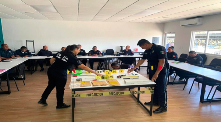 Capacitan a Policías de Los Cabos en formación continua Capacitan a Policías de Los Cabos en formación continua