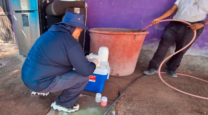 Evalúa Oomsapas de La Paz calidad del agua en tomas domiciliarias con programa Toma Segura