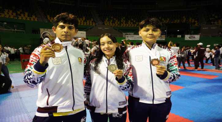 Da karate cinco medallas a BCS; una de plata y cuatro de bronce