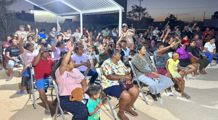 Atiende Ayuntamiento de Los Cabos necesidades prioritarias en la colonia La Ballena