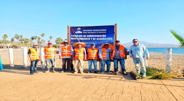 Inician trabajos de conservación y mantenimiento en el malecón de Loreto