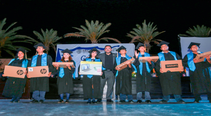 Apadrina alcalde de Los Cabos Christian Agúndez la generación 2022-2025 del Cet Mar 39