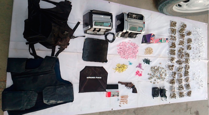 Aseguran personas, arma, droga y cartuchos durante operativo en Los Cabos
