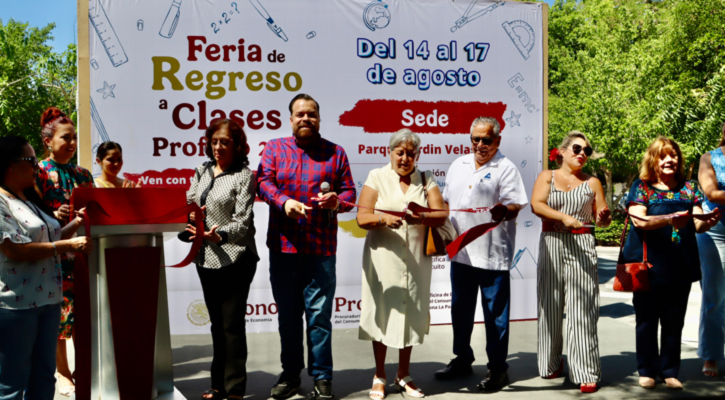Instalan Feria de Regreso a Clases en el Jardín Velasco, en La Paz
