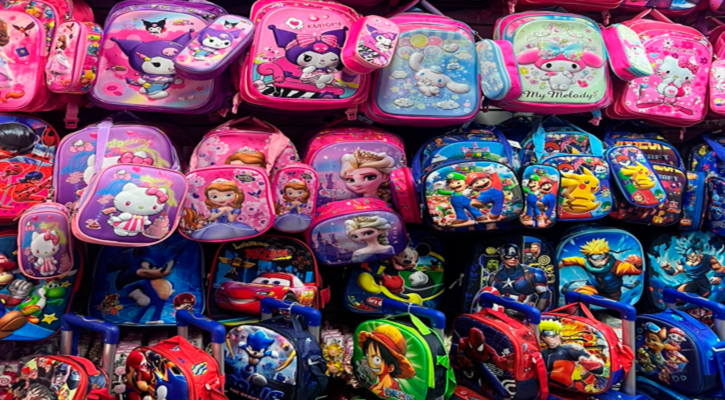 Alerta IMSS sobre no excederse en peso de mochilas escolares