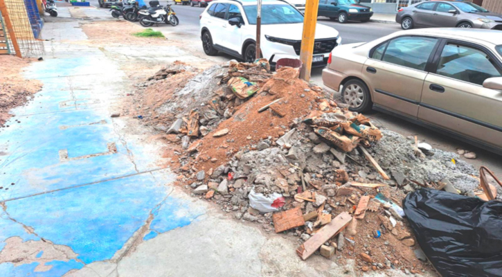 Supervisan inspectores de vía pública 63 predios obstruidos en La Paz Supervisan inspectores de vía pública 63 predios obstruidos en La Paz