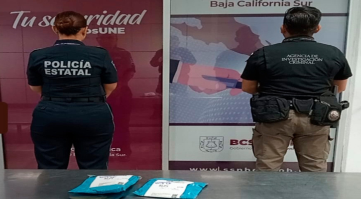 Aseguran paquetes con sustancias ilícitas en el Aeropuerto de La Paz