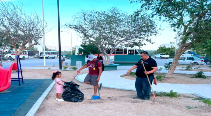 Realizan jornada de limpieza en parque del fraccionamiento Montebello, en SJC