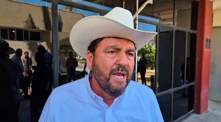 Asegura diputado Tano Pérez que sí reconvino a su compañero Sergio Polanco