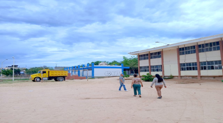 Recibe Secundaria Técnica 19 de CSL apoyo para el mejoramiento de Cooperativa Escolar  