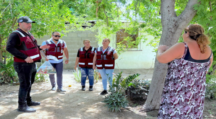 Acercan apoyos alimentarios y atención ciudadana a familias de Miraflores