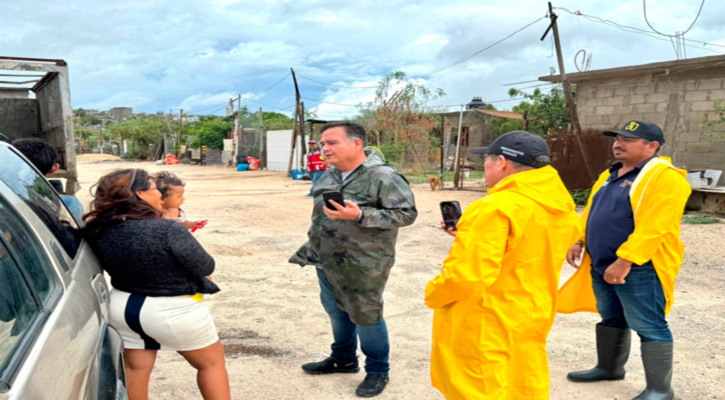 Recorren Brigadas de Evacuación zonas de alto riesgo en Los Cabos