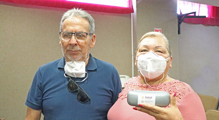 Entrega gobierno de BCS y la Beneficencia Pública más de 650 lentes gratuitos