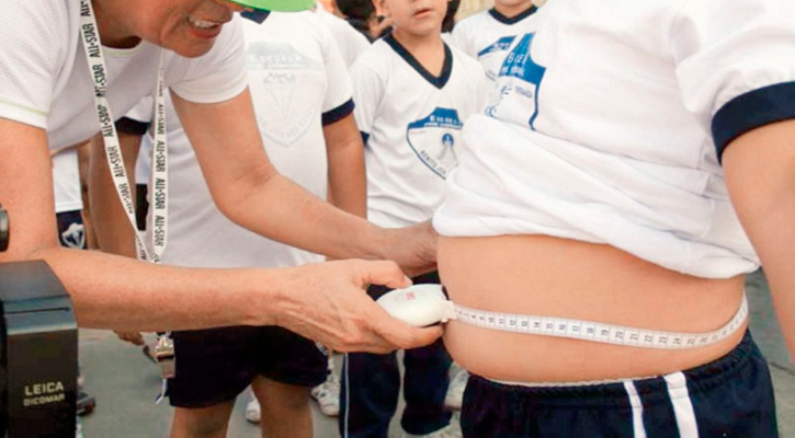 Niños con sobrepeso y obesidad potenciales pacientes de diabetes e hipertensión, advierte SSA