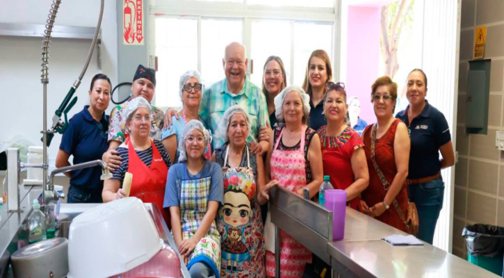 Reconoce el Gobernador el trabajo del Icatebcs en beneficio de la población sudcaliforniana