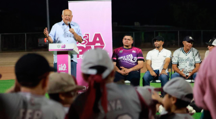 Acude gobernador Víctor Castro a la inauguración del campo de beisbol en San Juan de Los Planes