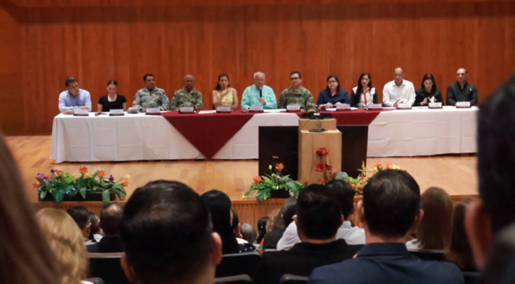 Reconoce Víctor Castro la solidaridad y el compromiso del pueblo sudcaliforniano