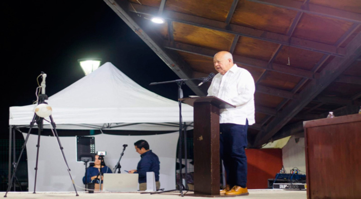 Asistió el gobernador Víctor Castro a la conmemoración de los 70 años de fundación de Ciudad Insurgentes