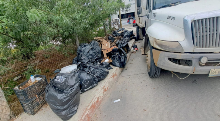 Realiza Servicios Públicos limpieza y retiro de cacharros en CSL y SJC