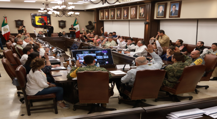 Mantiene gobierno de BCS suspensión de clases en planteles educativos y labores por trayecto de “Lorena”
