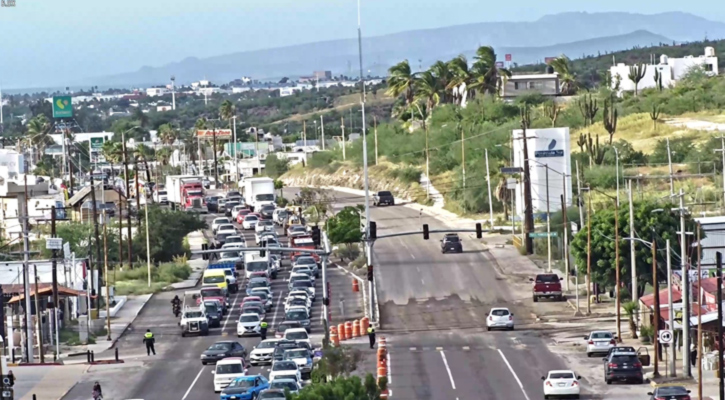 Cierran en el bulevar Forjadores en La Paz; la circulación se restablecerá el domingo por la tarde