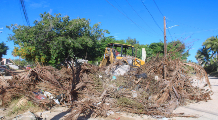 Continua Servicios Públicos con la limpieza y retiro de cacharros en colonias de SJC Continua Servicios Públicos con la limpieza y retiro de cacharros en colonias de SJC
