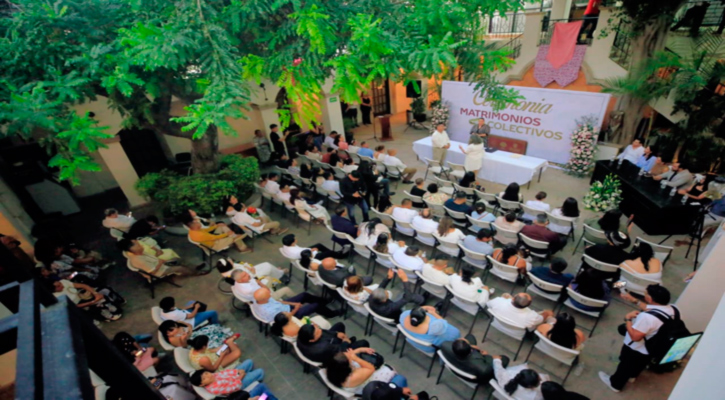 Más de 50 parejas formalizaron su unión legal en los Matrimonios Colectivos 2025 en Los Cabos
