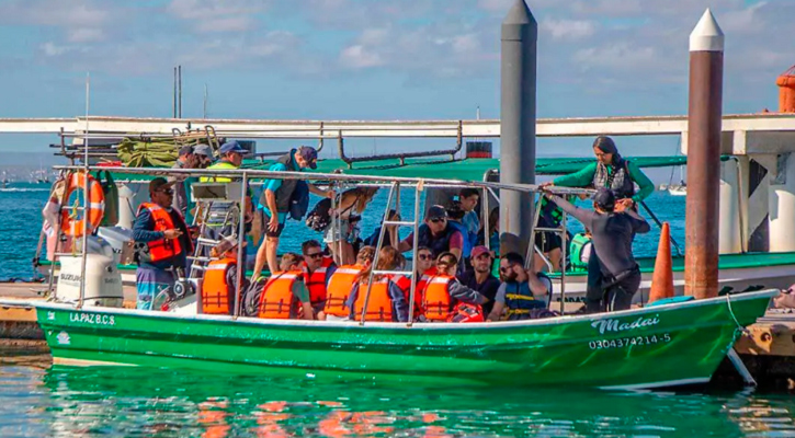 Avanza regularización de servicios turísticos en el malecón de La Paz