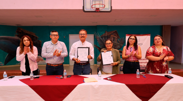 Firman SEDIF y SNE convenio para impulsar el empleo en jóvenes al egresar de Casa Cuna-Casa Hogar 