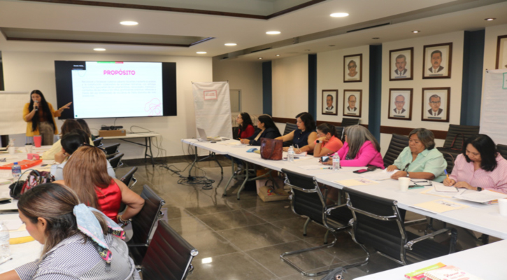 Capacitan a supervisoras y jefas de sector para fortalecer la educación preescolar en BCS Capacitan a supervisoras y jefas de sector para fortalecer la educación preescolar en BCS