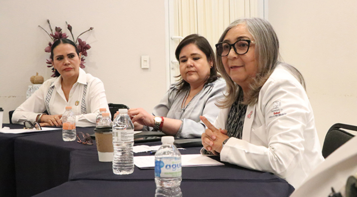 Establecen Salud estatal y SNTSA un espacio de diálogo para atender planteamientos laborales