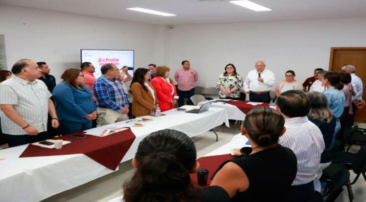 Se reúne el Gobernador con autoridades involucradas en la estrategia “Échale Montón”; reconoce resultados en comunidades de BCS