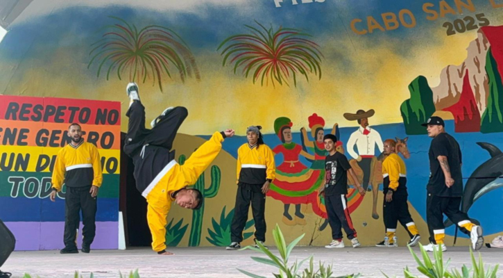 Concluyen tres días de arte y cultura en plaza pública León Cota en  CSL