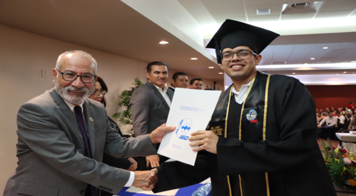 Egresan 191 nuevos profesionistas de UABCS Los Cabos Egresan 191 nuevos profesionistas de UABCS Los Cabos