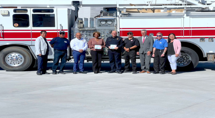 Recibe Cuerpo de Bomberos de CSL máquina extintora donada por North Las Vegas Recibe Cuerpo de Bomberos de CSL máquina extintora donada por North Las Vegas