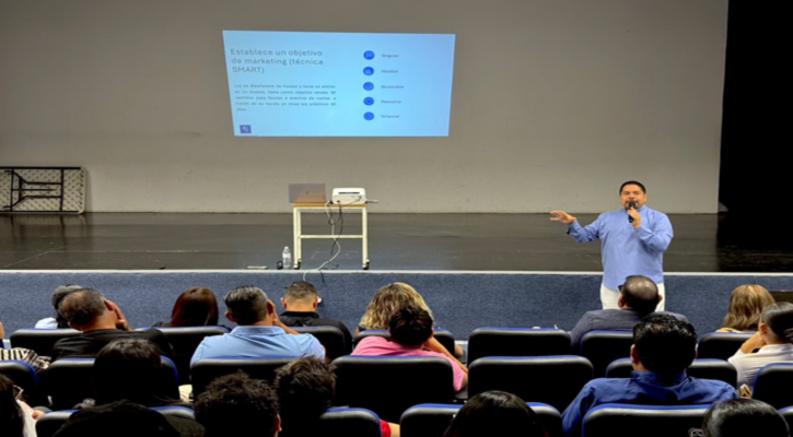 Pymes de Los Cabos se actualizan con capacitación en inteligencia artificial y marketing