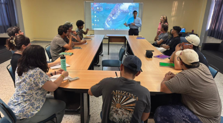 Capacitan en la UABCS a guías de turismo de naturaleza conforme a la Norma Oficial Mexicana