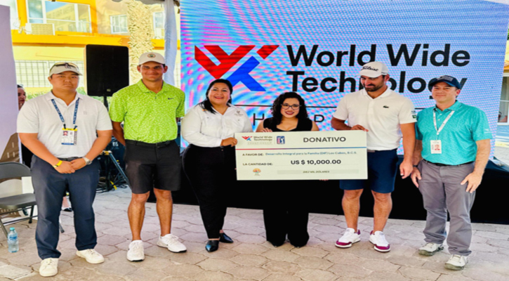 Recibe DIF Los Cabos donativo de 10 mil dólares del torneo “World Wide Technology Championship 2025”