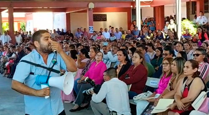 Disidencia magisterial sostiene que logro de las primeras 500 plazas fue lucha de la base