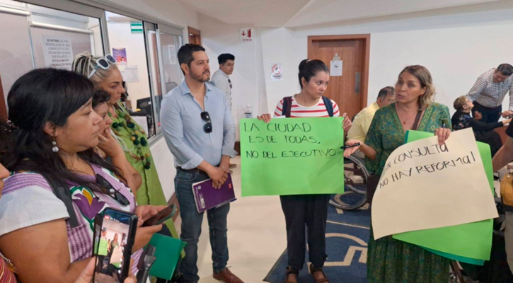 Grupo ciudadano se opone a iniciativa sobre terrenos para viviendas del Bienestar