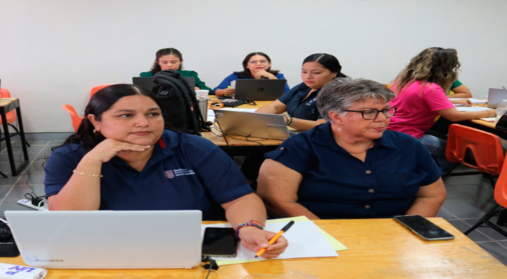 Participan más de mil docentes de La Paz en Tercera Caravana Académica