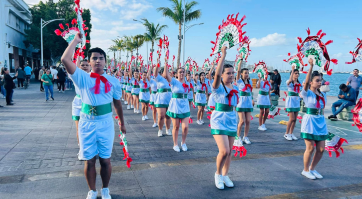 Listo el desfile de la Revolución Mexicana en La Paz