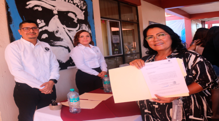 Destaca gobierno de BCS avances en la revalorización del magisterio