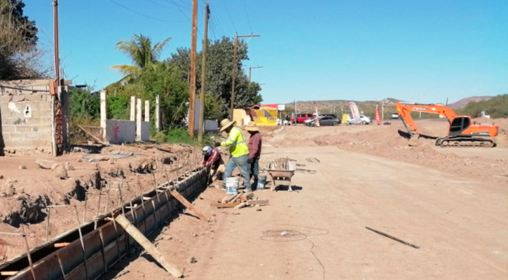 400 mdp para pavimentar en BCS en 2026; vendrá titular de SICT para recorrer la Transpeninsular